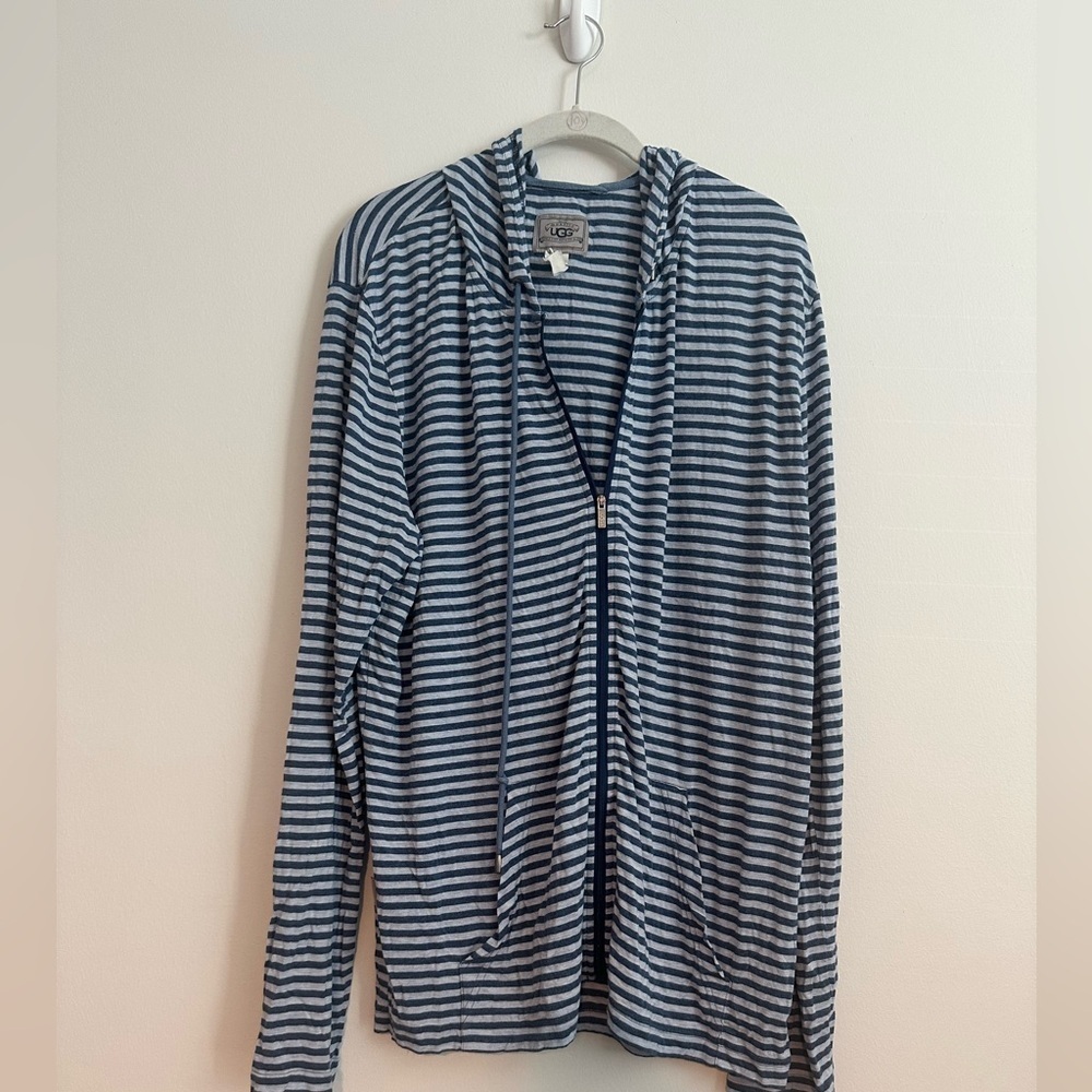ugg mens gray and blue stripped zip up Size Large